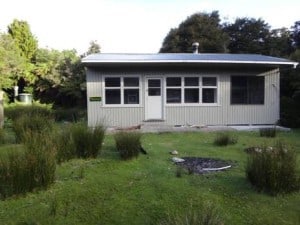 DOC hut: Wairaurahiri River