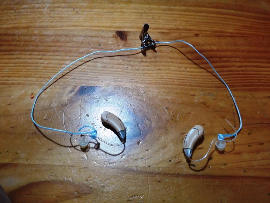 Buque de guerra Percibir trapo DIY Simple Hearing Aid Safety Clip | The Ultralight Hiker