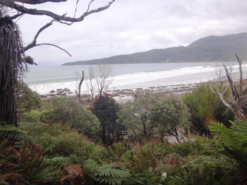 Te Wau Wau Beach